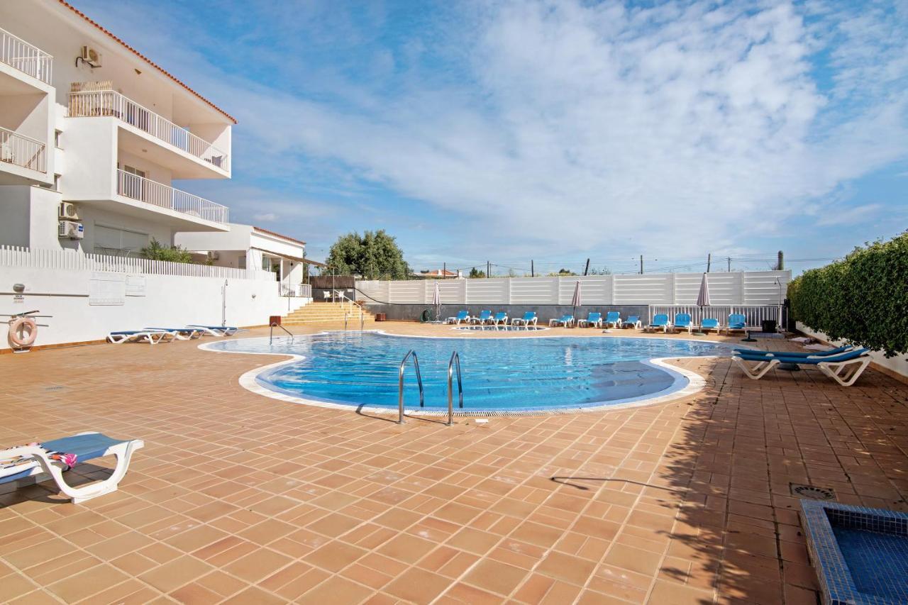 Costa 1 Apartment